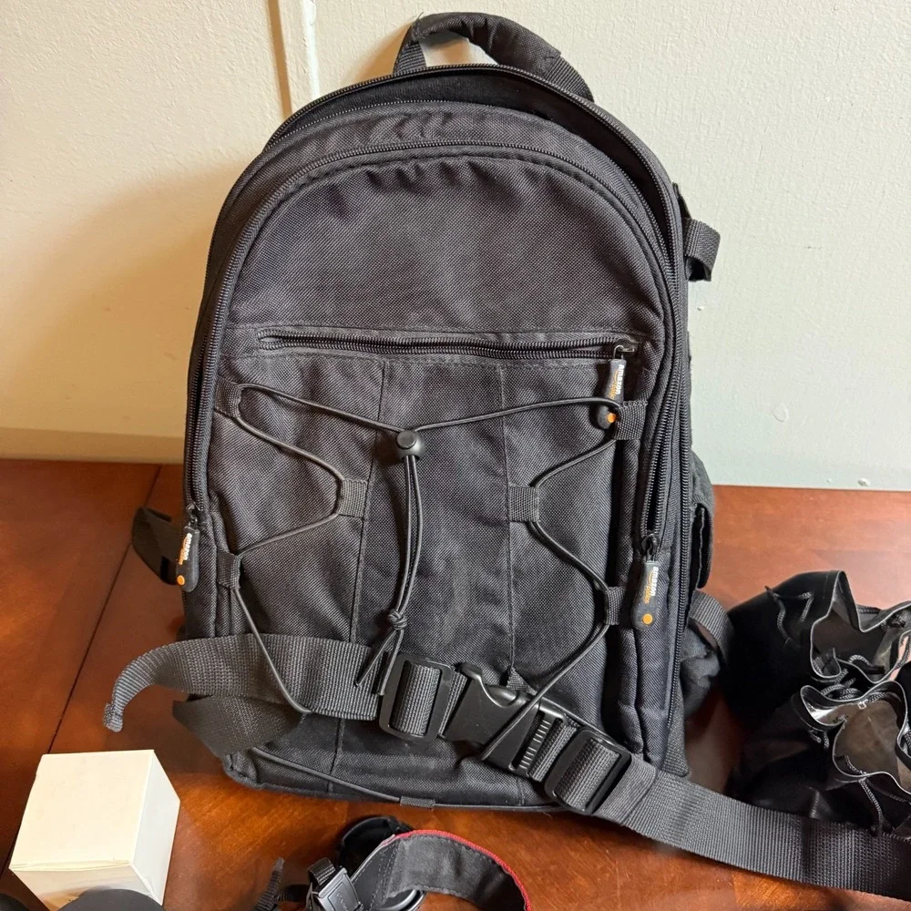 Canon EOS Rebel T3i DSLR Camera Bundle 18-55mm & 55-250mm Lenses bag accesories